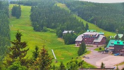 Panorama Jižní svahy, Hotel, Nástup