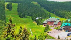 Panorama Jižní svahy, Hotel, Nástup