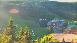 Panorama Jižní svahy, Hotel, Nástup "Žlutá"