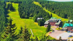 Panorama południowych stoków, hotel, wejście „Żółty”