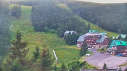 Panorama Jižní svahy, Hotel, Nástup "Žlutá"