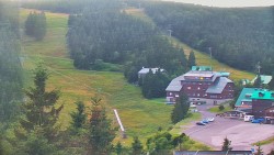 Panorama Jižní svahy, Hotel, Nástup "Žlutá"