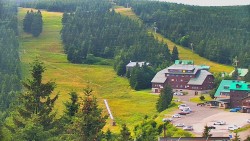 Panorama Jižní svahy, Hotel, Nástup "Žlutá"