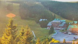 Panorama Jižní svahy, Hotel, Nástup "Žlutá"