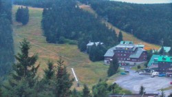 Panorama Jižní svahy, Hotel, Nástup "Žlutá"