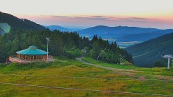 Restaurace "deštník" - dojezd žlutá sjezdovka