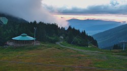 Restaurace "deštník" - dojezd žlutá sjezdovka