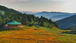 Restaurace "deštník" - dojezd žlutá sjezdovka