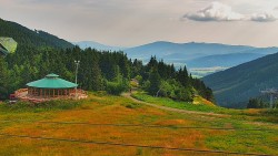 Restaurace "deštník" - dojezd žlutá sjezdovka