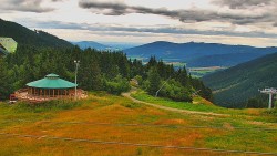 Restaurace "deštník" - dojezd žlutá sjezdovka