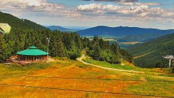 Restaurace "deštník" - dojezd žlutá sjezdovka
