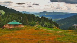 Restaurace "deštník" - dojezd žlutá sjezdovka