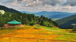 Restaurace "deštník" - dojezd žlutá sjezdovka