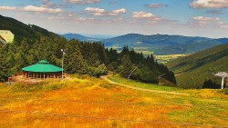 Restaurant "Deštník" – access via the yellow ski slope