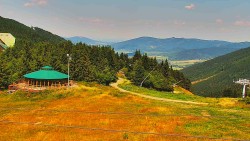 Restaurace "deštník" - dojezd žlutá sjezdovka