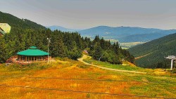 Restaurace "deštník" - dojezd žlutá sjezdovka