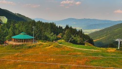Restaurace "deštník" - dojezd žlutá sjezdovka