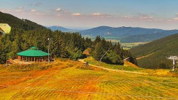 Restaurace "deštník" - dojezd žlutá sjezdovka