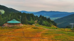 Restaurace "deštník" - dojezd žlutá sjezdovka