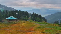 Restaurace "deštník" - dojezd žlutá sjezdovka