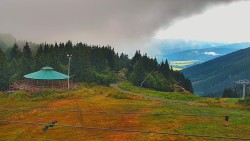 Restaurace "deštník" - dojezd žlutá sjezdovka
