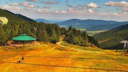 Restaurace "deštník" - dojezd žlutá sjezdovka