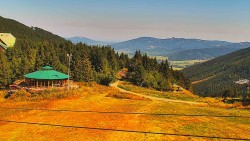 Restaurace "deštník" - dojezd žlutá sjezdovka