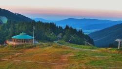 Restaurace "deštník" - dojezd žlutá sjezdovka