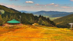 Restaurace "deštník" - dojezd žlutá sjezdovka