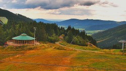 Restaurace "deštník" - dojezd žlutá sjezdovka