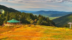 Restaurace "deštník" - dojezd žlutá sjezdovka