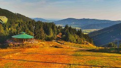 Restaurace "deštník" - dojezd žlutá sjezdovka