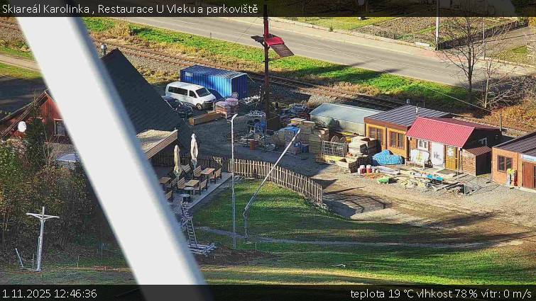 Skiareál Karolinka  - Restaurace U Vleku a parkoviště - 1.11.2025 v 12:46 Skiareál Karolinka  - Restaurace U Vleku a parkoviště - 1.11.2025 v 12:46