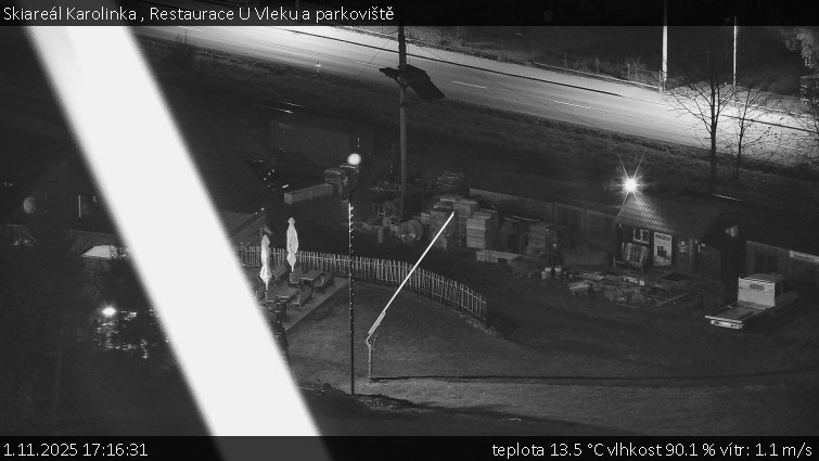 Skiareál Karolinka - Restaurace U Vleku a parkoviště - 1.11.2025 v 17:16 Skiareál Karolinka - Restaurace U Vleku a parkoviště - 1.11.2025 v 17:16