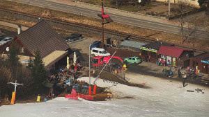 Skiareál Karolinka - Restaurace U Vleku a parkoviště - 4.3.2026 v 11:03 Skiareál Karolinka - Restaurace U Vleku a parkoviště - 4.3.2026 v 11:03