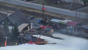 Skiareál Karolinka - Restaurace U Vleku a parkoviště - 4.3.2026 v 15:16 Skiareál Karolinka - Restaurace U Vleku a parkoviště - 4.3.2026 v 15:16