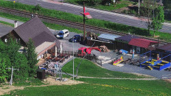 Restaurace U Vleku a parkoviště