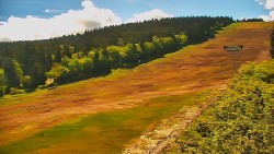 Sjezdovka - Žlutá