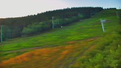Ski slope - Yellow