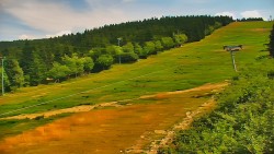 Ski slope - Yellow