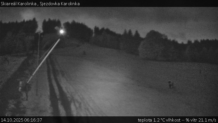 Skiareál Karolinka - Sjezdovka Karolinka - 14.10.2025 v 06:16 Skiareál Karolinka - Sjezdovka Karolinka - 14.10.2025 v 06:16