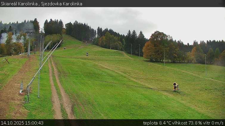 Skiareál Karolinka - Sjezdovka Karolinka - 14.10.2025 v 15:00 Skiareál Karolinka - Sjezdovka Karolinka - 14.10.2025 v 15:00