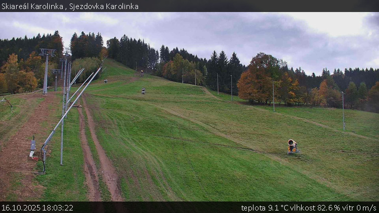 Skiareál Karolinka - Sjezdovka Karolinka - 16.10.2025 v 18:03 Skiareál Karolinka - Sjezdovka Karolinka - 16.10.2025 v 18:03