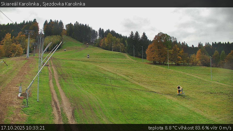 Skiareál Karolinka - Sjezdovka Karolinka - 17.10.2025 v 10:33 Skiareál Karolinka - Sjezdovka Karolinka - 17.10.2025 v 10:33
