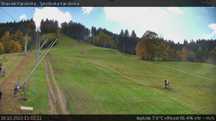 Skiareál Karolinka - Sjezdovka Karolinka - 18.10.2025 v 13:33 Skiareál Karolinka - Sjezdovka Karolinka - 18.10.2025 v 13:33