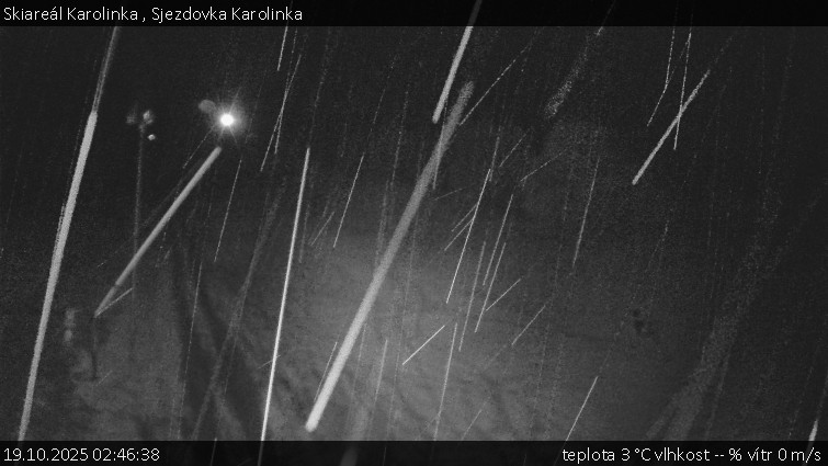Skiareál Karolinka - Sjezdovka Karolinka - 19.10.2025 v 02:46 Skiareál Karolinka - Sjezdovka Karolinka - 19.10.2025 v 02:46