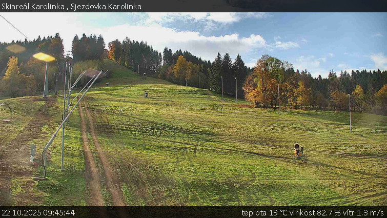 Skiareál Karolinka - Sjezdovka Karolinka - 22.10.2025 v 09:45 Skiareál Karolinka - Sjezdovka Karolinka - 22.10.2025 v 09:45
