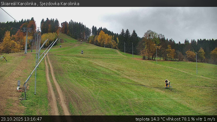 Skiareál Karolinka - Sjezdovka Karolinka - 23.10.2025 v 13:16 Skiareál Karolinka - Sjezdovka Karolinka - 23.10.2025 v 13:16