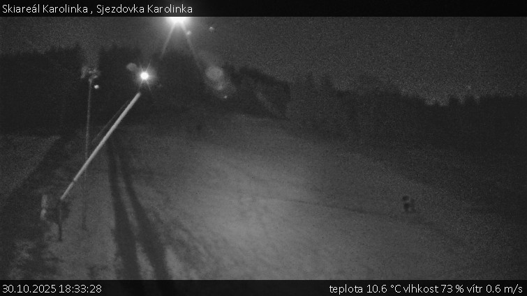 Skiareál Karolinka  - Sjezdovka Karolinka - 30.10.2025 v 18:33 Skiareál Karolinka  - Sjezdovka Karolinka - 30.10.2025 v 18:33