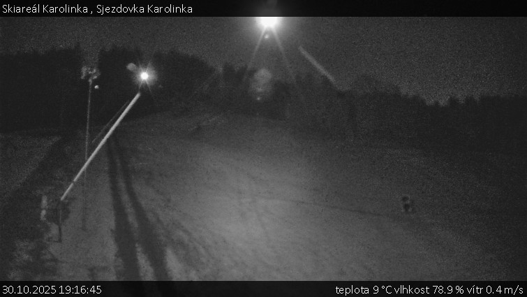 Skiareál Karolinka  - Sjezdovka Karolinka - 30.10.2025 v 19:16 Skiareál Karolinka  - Sjezdovka Karolinka - 30.10.2025 v 19:16